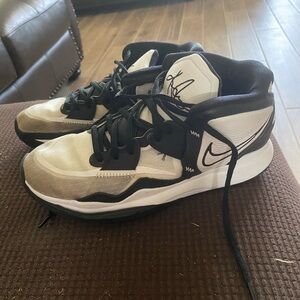 Nike kyrie infinity